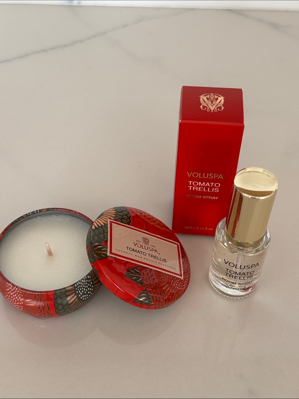 Volupsa Tomato Trellis room spray and candle